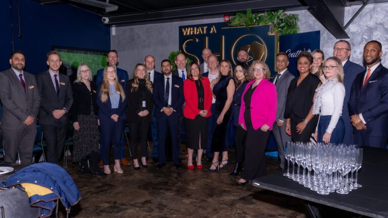 Coutts Bank Commercial Photography - 8366