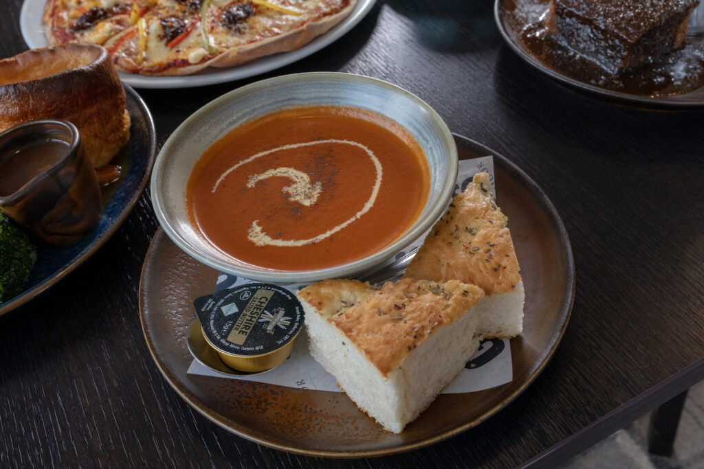 Orange Fin Commercial Photography - G's Food